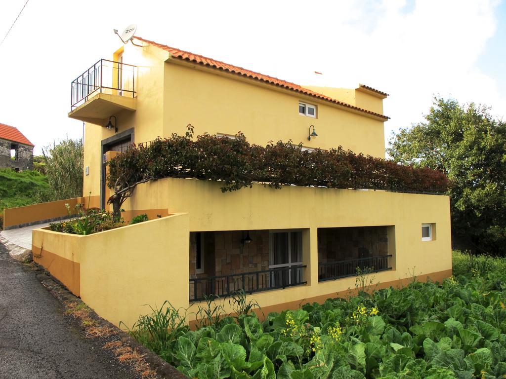 Bisbis House Guest House Порто Мониз Екстериор снимка